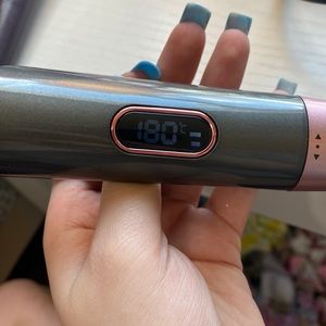 Curved flat iron hair curler or straightener